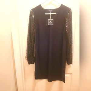 Woman's evening dress. NWT